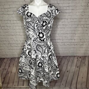 Hanpceirs Chic Black and White Pinup 50"s Style Paisley Dress Size XL